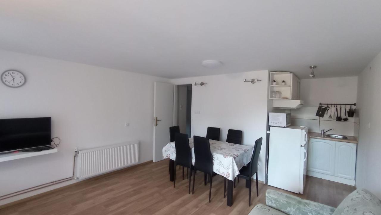 Apartma Jerman 克拉尼斯卡戈拉 外观 照片